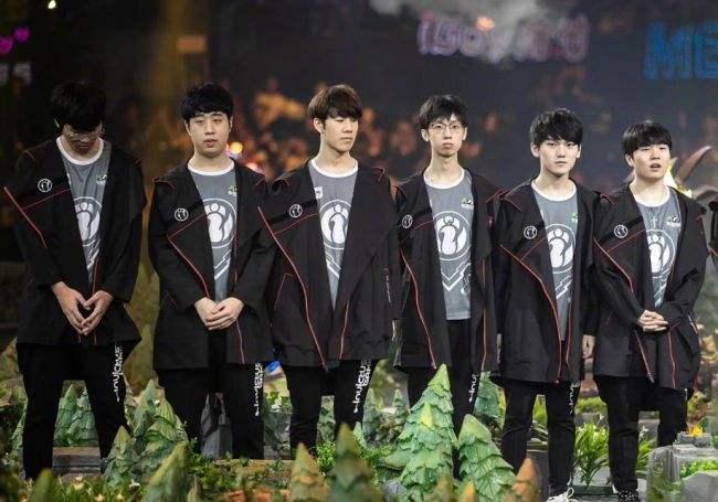 尼尔 尼尔