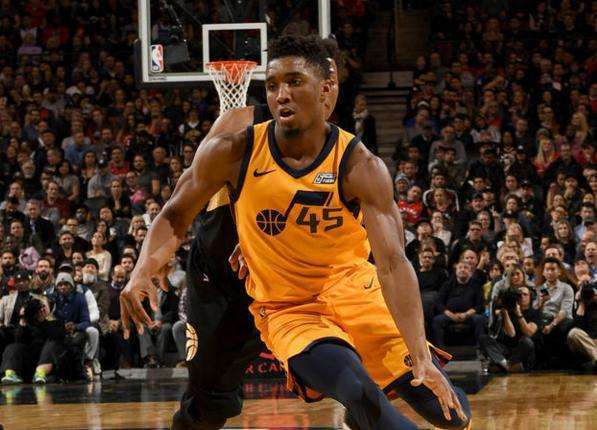 术的形式呈 术的形式呈