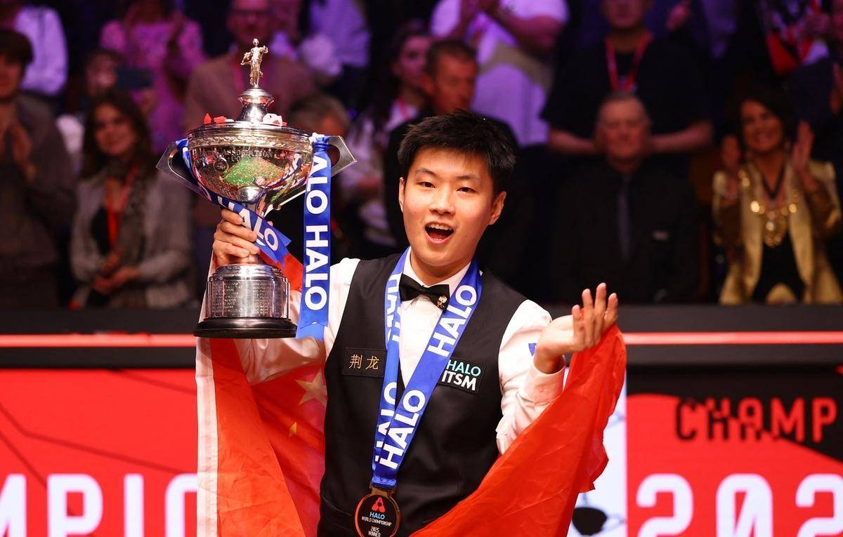 上的对比数 上的对比数